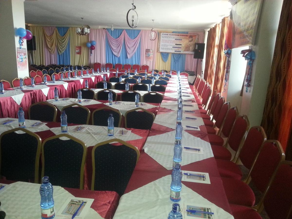 Hotel Winstar Eldoret Bagian luar foto